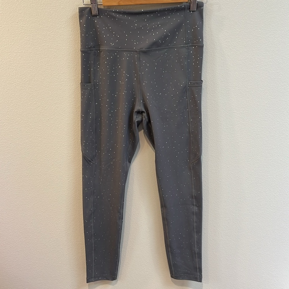 High rise Maven Thread grey and silver legging large